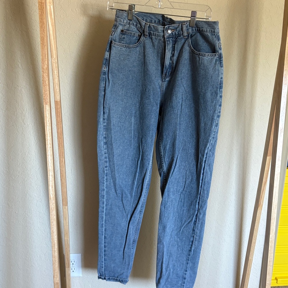 Stylish Blue Women's Straight Leg Jeans